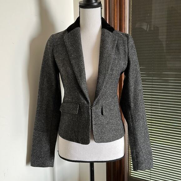 American Eagle Outfitters | Silver Gray Tweed Blazer with Velvet Trim Size XS - Picture 1 of 13